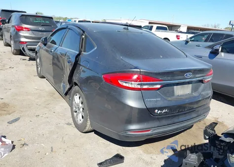 2017 Ford Fusion S z USA, uszkodzony, nr VIN 3FA6P0G71HR273698